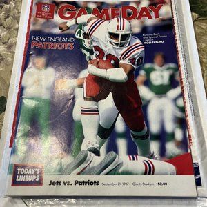 GAMEDAY MAGAZINE NEW ENGLAND PATRIOTS SEPTEMBER 21, 1987
